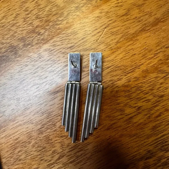 Vintage Sterling Silver With Green Stone Dangle Earrings - Picture 3 of 4